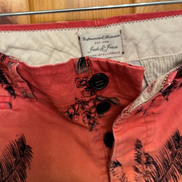 California theme Jack&Jones chino shorts size Large - Picture 2 of 4